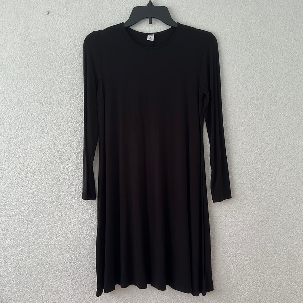 old navy • black long sleeve dress